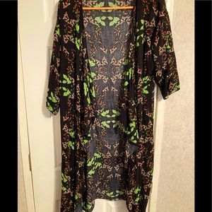 Lularoe Shirley!PERFECT HOLIDAY looks like mistletoe!Long Kimono/Cardigan!